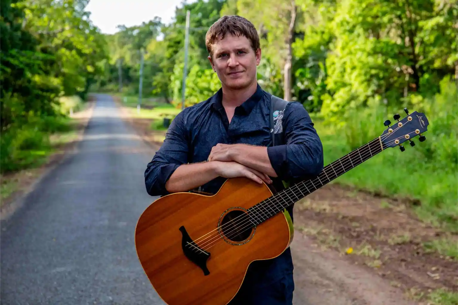 Sam McCann — artist in Airlie Beach