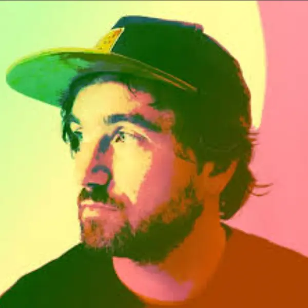 Nick Di Gregorio — artist in Airlie Beach