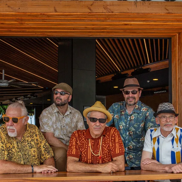 Bustamento — artist in Airlie Beach