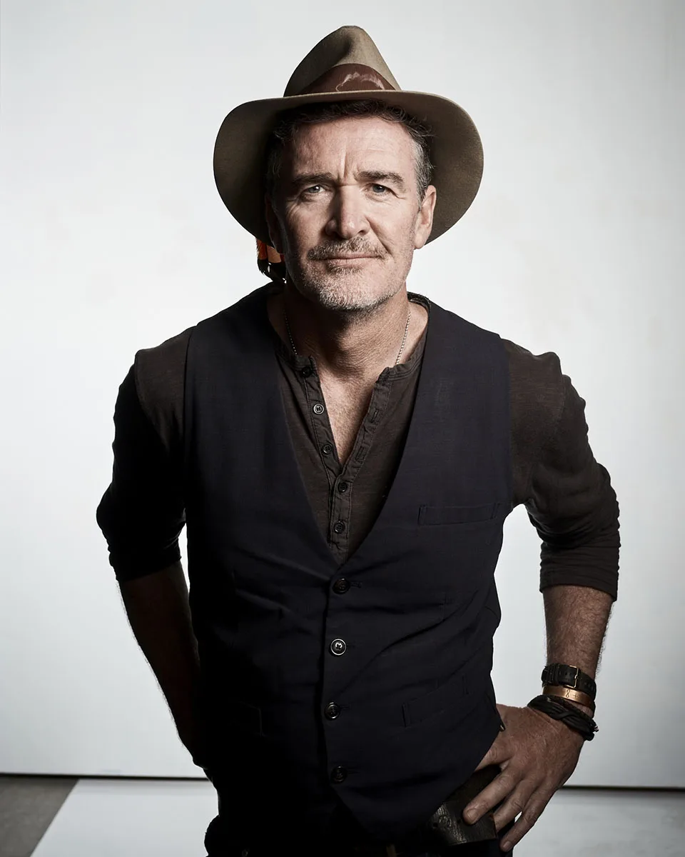 Luke O'Shea — artist in Airlie Beach