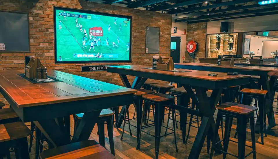 Pitch & Wicket — venue in Airlie Beach